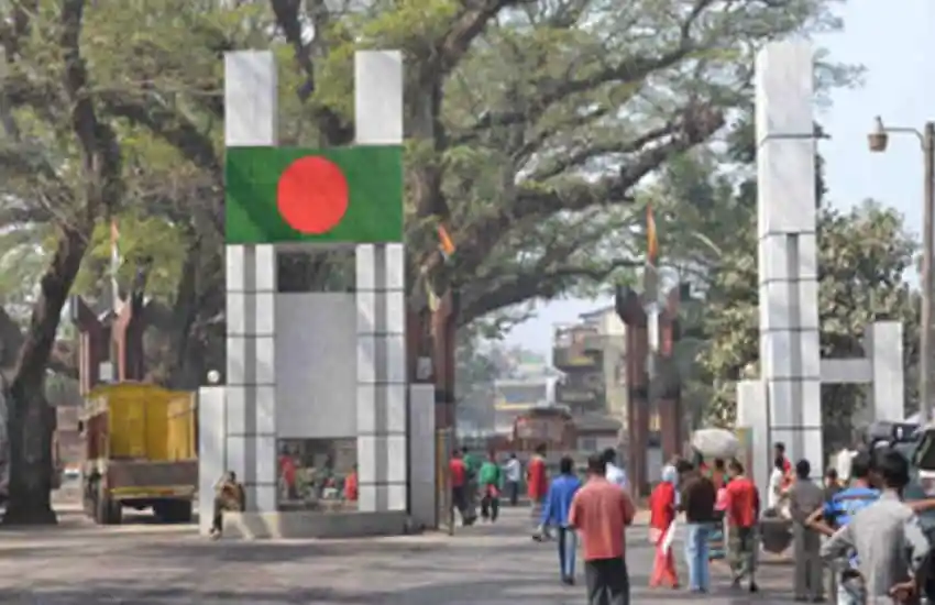 বাংলাদেশ-ভারত সীমান্তে চেকপোস্ট ও প্রবেশদ্বার. Channel i News - চ্যানেল আই নিউজ
