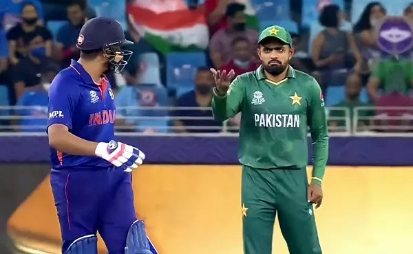বাংলাদেশের ক্রিকেট ম্যাচে রোহিত শর্মা ও বাবর আজমের দৃশ্য. Channel i News - চ্যানেল আই নিউজ