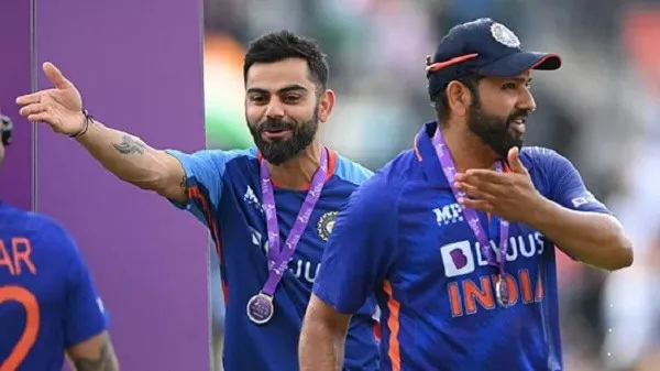 ভারতীয় ক্রিকেটার রোহিত শর্মা ও বিরাট কোহলি জিতের উদযাপন করছেন. Channel i News - চ্যানেল আই নিউজ