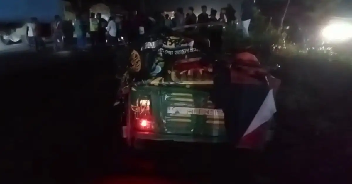 ঢাকা-চট্টগ্রাম মহাসড়কে দুর্ঘটনায় নিহত শিক্ষার্থীদের মরদেহ. Channel i News - চ্যানেল আই নিউজ