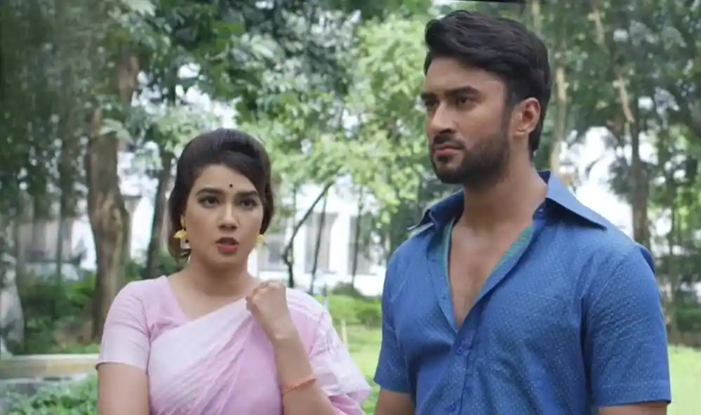 রোশান ও মাহি সিনেমার দৃশ্যে, প্রকৃতির মাঝে, নাটকীয় মুহূর্তে. Channel i News - চ্যানেল আই নিউজ