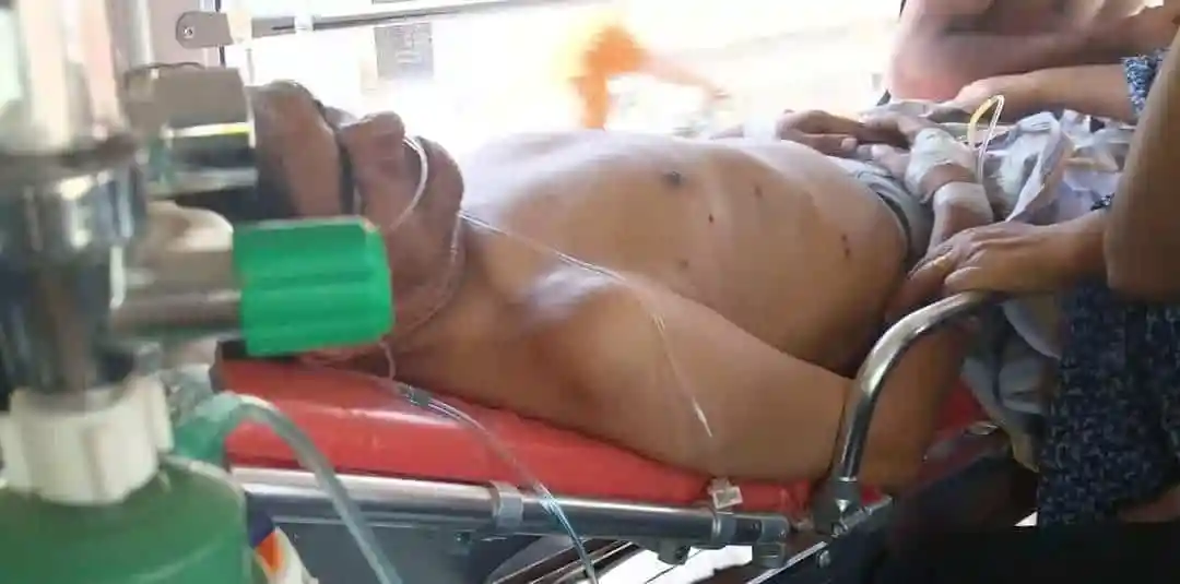 চিকিৎসাধীন গুলিবিদ্ধ ব্যক্তি হাসপাতালে ভর্তি. Channel i News - চ্যানেল আই নিউজ