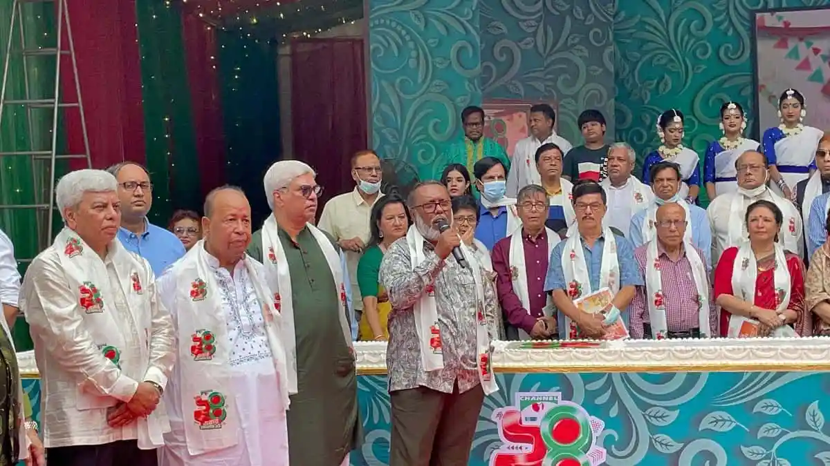 চ্যানেল আইয়ের জন্মদিন উদযাপনে বিভিন্ন অতিথি ও শিল্পীরা উপস্থিত. Channel i News - চ্যানেল আই নিউজ