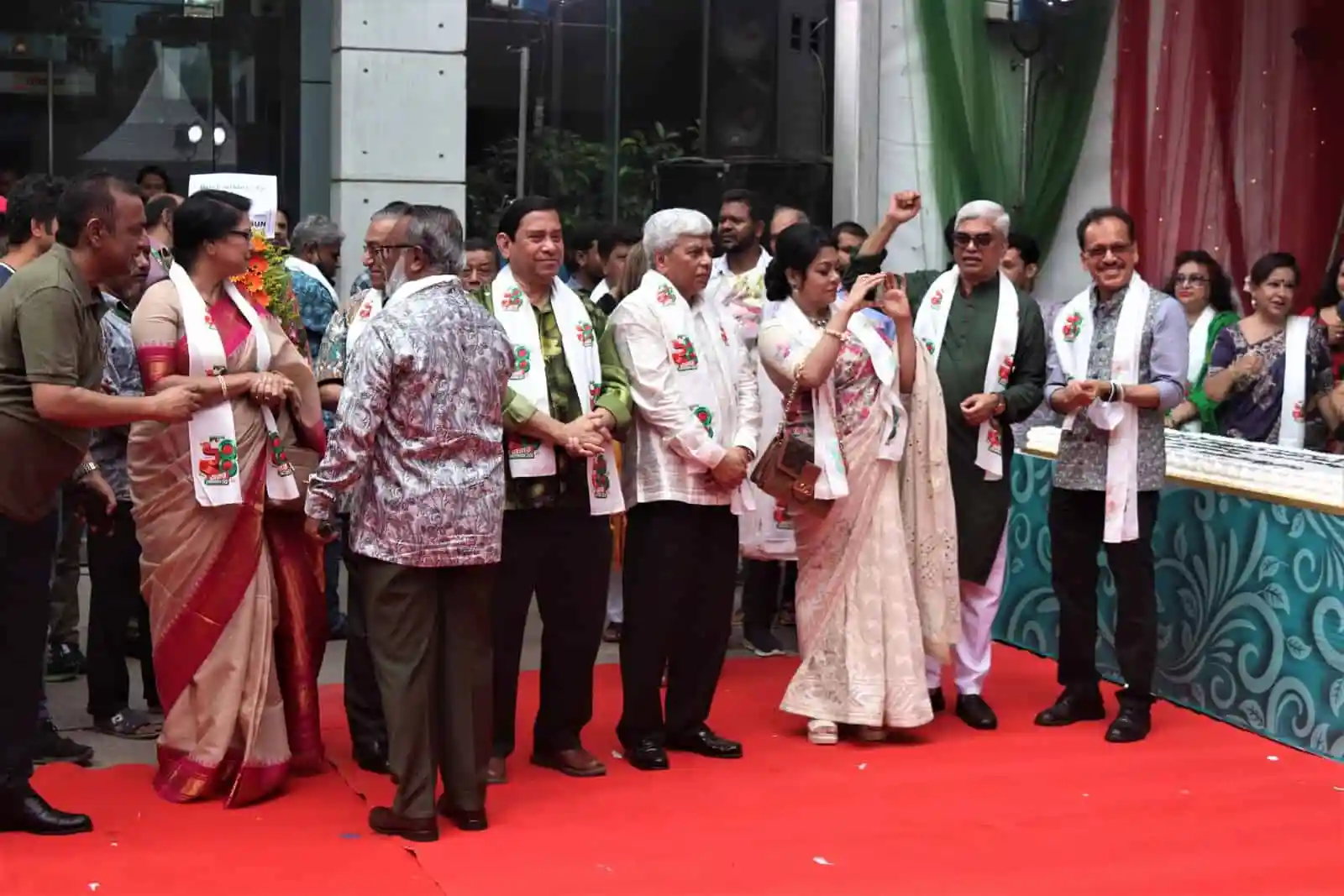 চ্যানেল আইয়ের জন্মদিনে অতিথি ও কর্মকর্তাদের শুভেচ্ছা ও আলোচনা. Channel i News - চ্যানেল আই নিউজ
