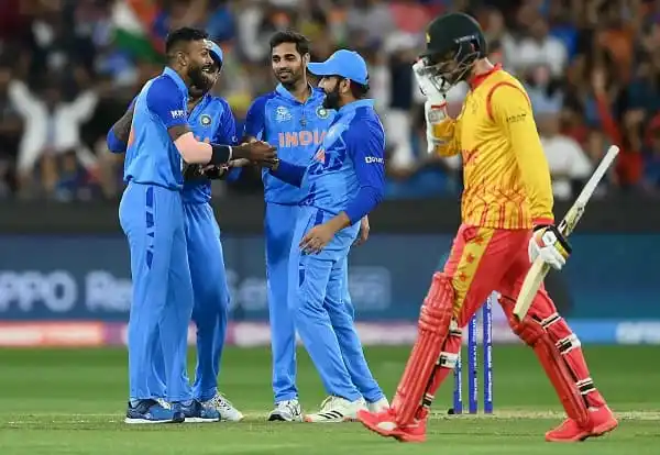 ভারতীয় ক্রিকেটাররা উল্লাসে মেতে উঠেছেন, ইংল্যান্ডের ব্যাটসম্যানের মনোভাব. Channel i News - চ্যানেল আই নিউজ