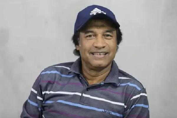 বাংলাদেশি ব্যক্তি ক্যাপ ও ক্যাজুয়াল পোশাক পরিহিত. Channel i News - চ্যানেল আই নিউজ
