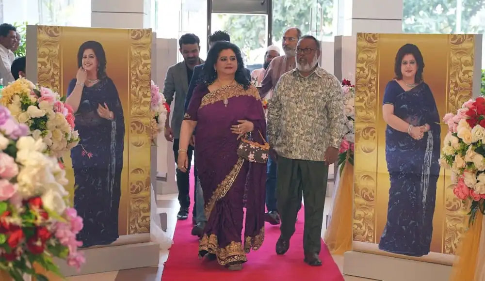 রুনা লায়লা রেড কার্পেটে, জন্মদিনের অনুষ্ঠানে শুভেচ্ছা জানাচ্ছেন. Channel i News - চ্যানেল আই নিউজ