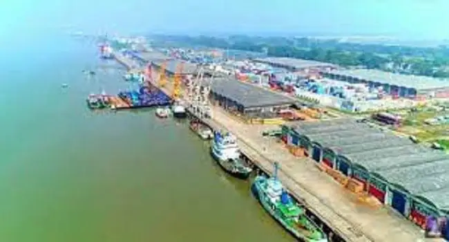 মোংলা বন্দরের উন্নয়নে বাংলাদেশ-ভারত চুক্তি সম্পর্কিত ছবি. Channel i News - চ্যানেল আই নিউজ