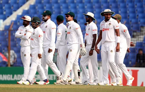 বাংলাদেশ ক্রিকেট দলের খেলোয়াড়রা মাঠে প্রস্তুত. Channel i News - চ্যানেল আই নিউজ