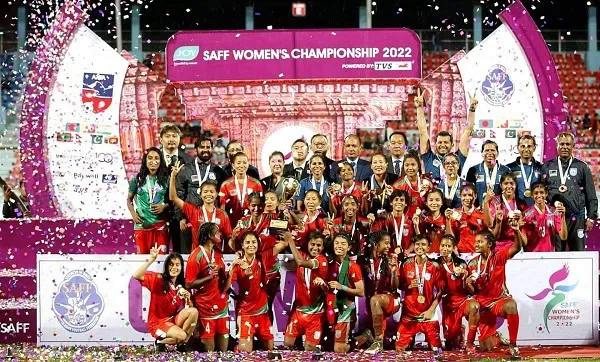 সাফ চ্যাম্পিয়নশিপ ২০২২ জয়ী বাংলাদেশ নারী ফুটবল দল. Channel i News - চ্যানেল আই নিউজ
