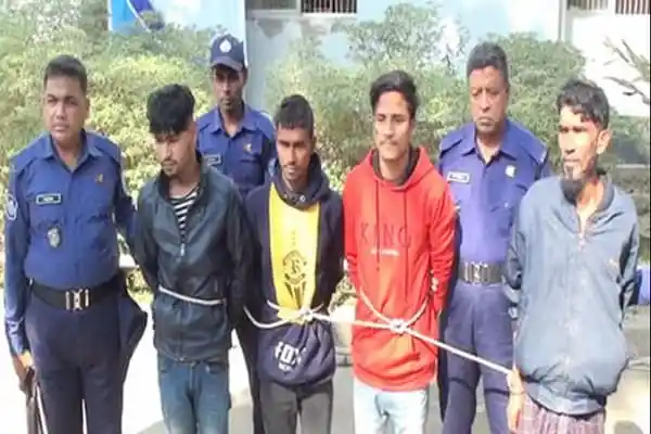 অডিও কল রেকর্ডের সূত্রে জোড়া খুনের রহস্য উদঘাটনে আটক চারজন. Channel i News - চ্যানেল আই নিউজ