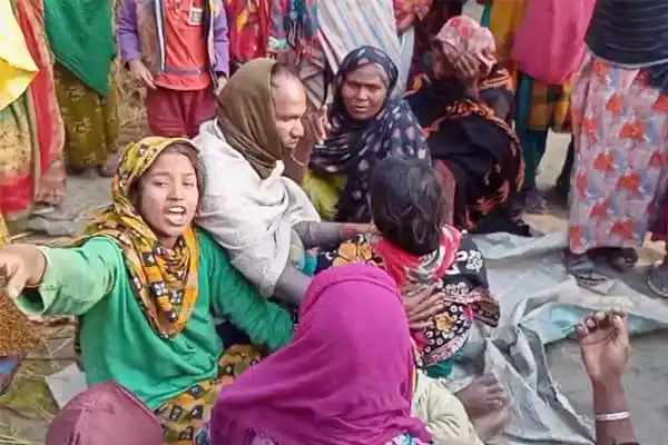 বাগানে কৃষকের লাশ উদ্ধার, শোকপ্রকাশ ও শোকসভা চলছে. Channel i News - চ্যানেল আই নিউজ
