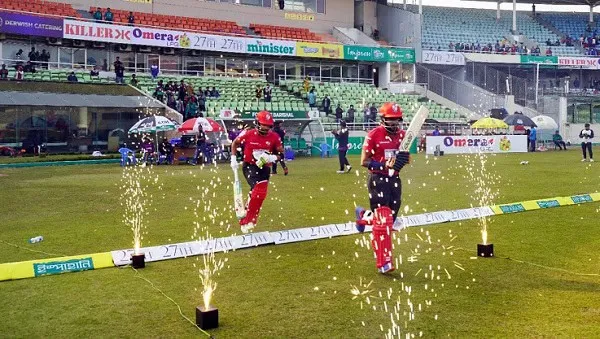 ক্রিকেট মাঠে সাকিবের প্রবেশের সময় আতশবাজি ও দর্শকদের উপস্থিতি. Channel i News - চ্যানেল আই নিউজ