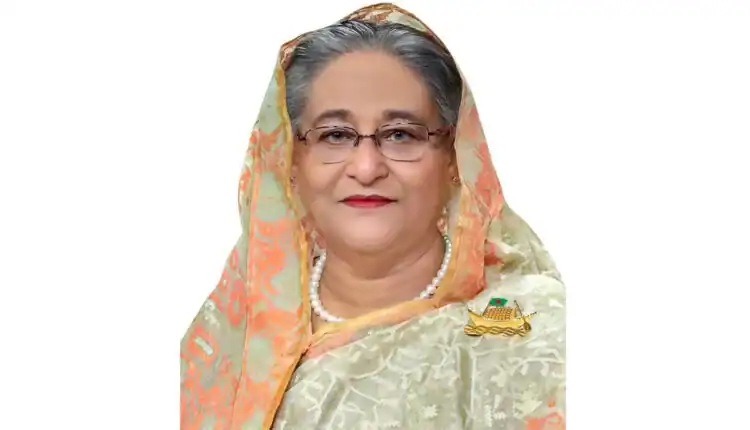 প্রধানমন্ত্রী শেখ হাসিনা, বাংলার ঐতিহ্যবাহী পোশাকে, হাসিমুখে।. Channel i News - চ্যানেল আই নিউজ