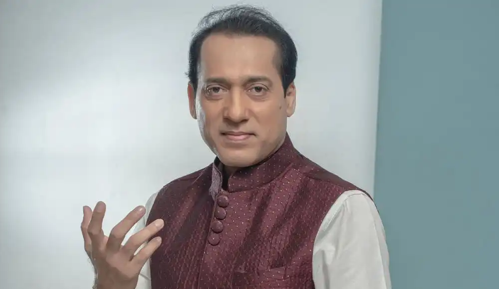 ধ্রুবের নতুন গানের প্রচাররত ছবি, বাংলাদেশি সংগীতশিল্পী. Channel i News - চ্যানেল আই নিউজ