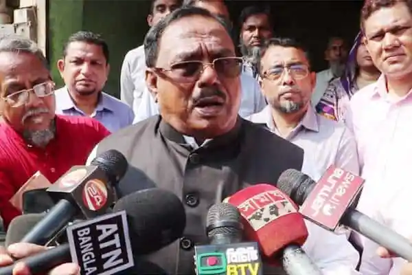 খাদ্যমন্ত্রী সংবাদ সম্মেলনে বক্তব্য দিচ্ছেন. Channel i News - চ্যানেল আই নিউজ