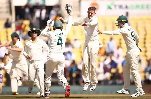 বাংলাদেশ ক্রিকেট দলের খেলোয়াড়রা জয় উদযাপন করছে. Channel i News - চ্যানেল আই নিউজ