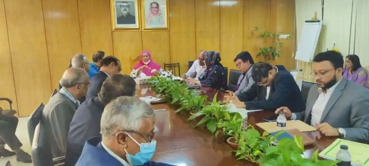 শ্রম প্রতিমন্ত্রীর সভা, কর্মকর্তাদের সাথে আলোচনা. Channel i News - চ্যানেল আই নিউজ