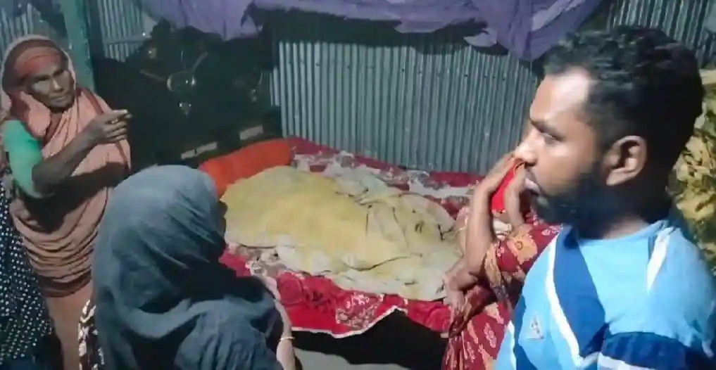 নেশার টাকা না পেয়ে স্ত্রীকে হত্যার অভিযোগ, পুলিশ তদন্তে. Channel i News - চ্যানেল আই নিউজ
