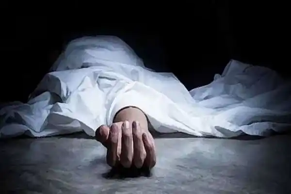 ছাদ থেকে পড়ে কাউন্সিলরের স্ত্রীর রহস্যজনক মৃত্যু. Channel i News - চ্যানেল আই নিউজ