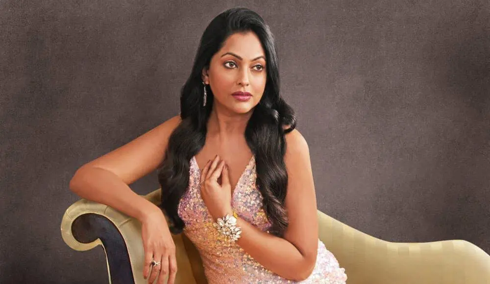 নিপুণের উষ্ণতা ছড়ানো লুকের ছবি, সুন্দর পোশাক ও স্টাইলিশ হেয়ারস্টাইল. Channel i News - চ্যানেল আই নিউজ