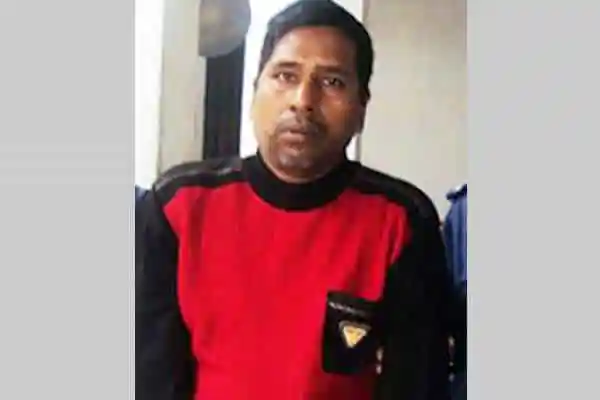 নির্বাচিত ব্যক্তির ছবি, পেশাদার পোশাক পরিহিত. Channel i News - চ্যানেল আই নিউজ