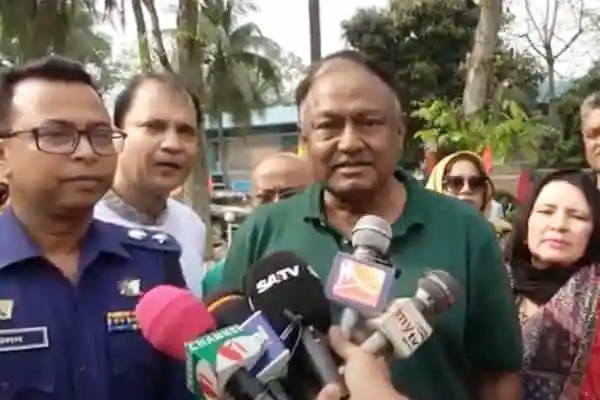 বাণিজ্যমন্ত্রী রমজানে দ্রব্যমূল্য বাড়ানোর চেষ্টা করলে কঠোর ব্যবস্থা নেয়ার ঘোষণা দেন. Channel i News - চ্যানেল আই নিউজ