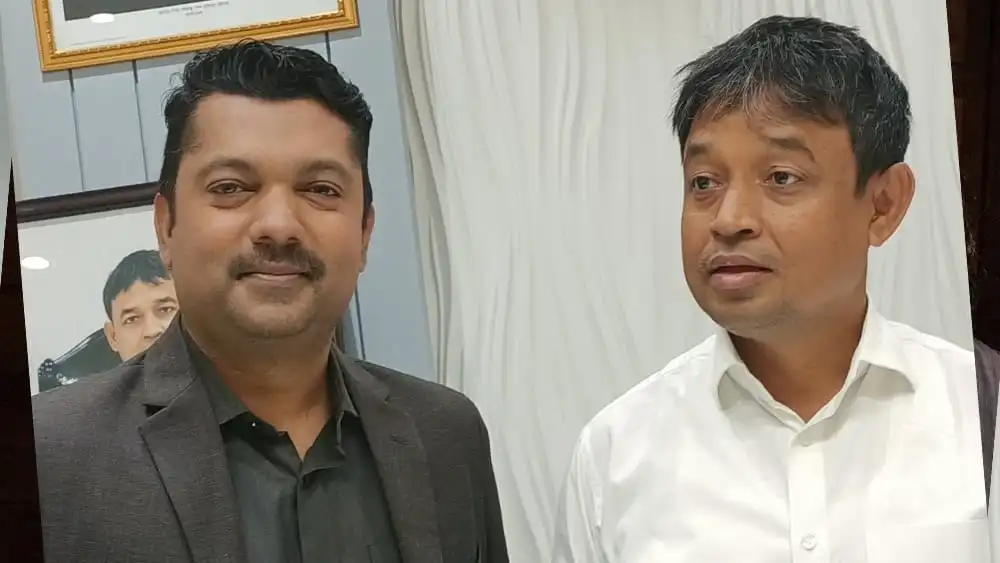 দুই বাংলাদেশি রাজনীতিবিদের সাক্ষাৎকার, আলোচনার দৃশ্য. Channel i News - চ্যানেল আই নিউজ