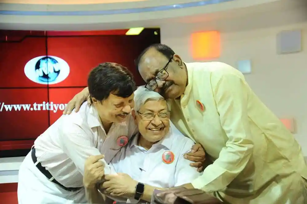 তৃতীয় মাত্রা'র পর্বে চার গুণী ব্যক্তিত্বের হাস্যোজ্জ্বল ছবি. Channel i News - চ্যানেল আই নিউজ