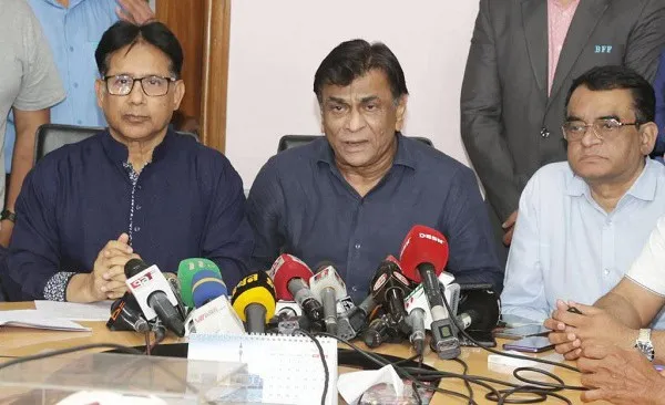 তদন্তের জন্য ১০ সদস্যের কমিটি গঠন করেছেন কর্মকর্তারা. Channel i News - চ্যানেল আই নিউজ