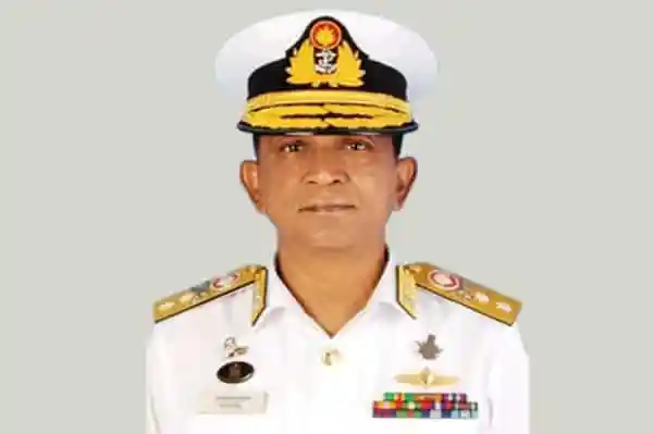চট্টগ্রাম বন্দর চেয়ারম্যান রিয়ার অ্যাডমিরাল সোহায়েল পোর্টের অফিসে. Channel i News - চ্যানেল আই নিউজ