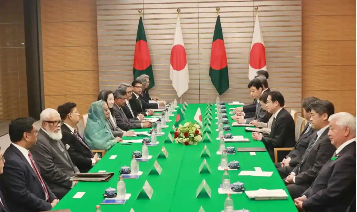 বাংলাদেশ-জাপান সম্পর্কের আলোচনা চলাকালে নেতৃবৃন্দ. Channel i News - চ্যানেল আই নিউজ