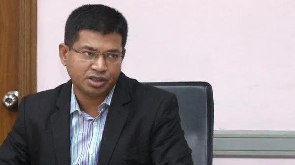 সোহাগের আপিলের সিদ্ধান্তের বিরুদ্ধে প্রতিবাদ জানাচ্ছেন একজন ব্যক্তি. Channel i News - চ্যানেল আই নিউজ