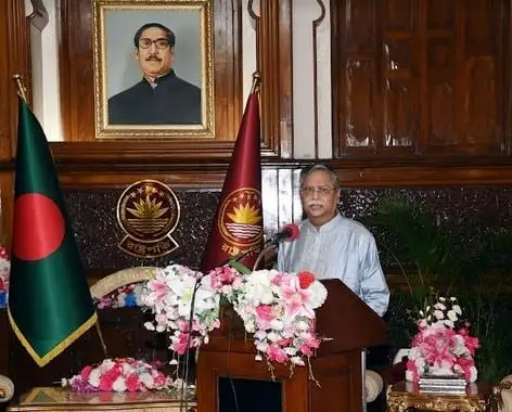 রাষ্ট্রপতি জনকল্যাণে কাজ করতে বৌদ্ধ নেতাদের প্রতি আহ্বান জানান।. Channel i News - চ্যানেল আই নিউজ
