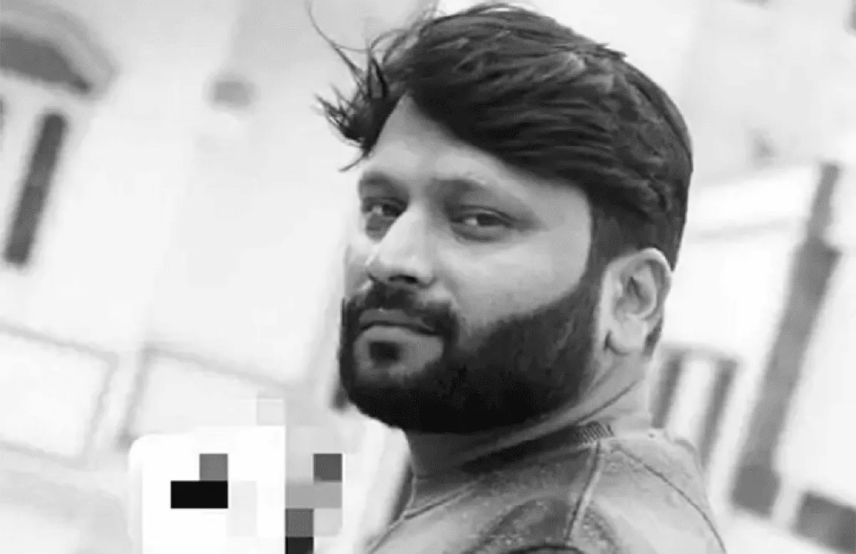 স্মার্ট পোর্ট্রেট ছবি, পুরুষের মুখের কাছাকাছি, কালো-সাদা ছবি. Channel i News - চ্যানেল আই নিউজ