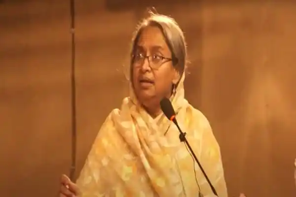 শিক্ষামন্ত্রী নতুন শিক্ষাক্রমের ইতিবাচক দিক ব্যাখ্যা করছেন. Channel i News - চ্যানেল আই নিউজ