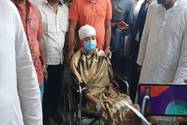 নিপুণ হাইকোর্টে মাথায় ব্যান্ডেজ নিয়ে আগাম জামিনের জন্য উপস্থিত. Channel i News - চ্যানেল আই নিউজ