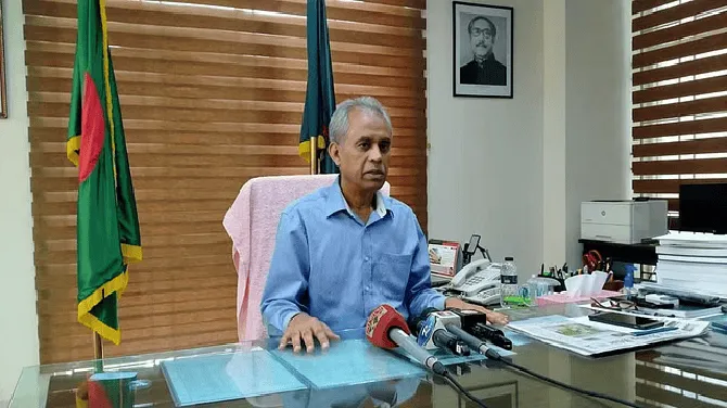 ইসি আলমগীরের অফিসে সাক্ষাৎকারে হিরো আলমের ওপর হামলার বিষয়ে আলোচনা. Channel i News - চ্যানেল আই নিউজ
