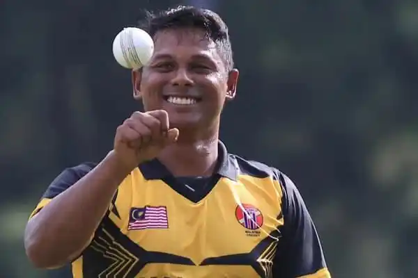 ইদ্রুসের ক্রিকেটে ৭ উইকেট নেওয়ার ছবি, হাসিমুখে উদযাপন. Channel i News - চ্যানেল আই নিউজ