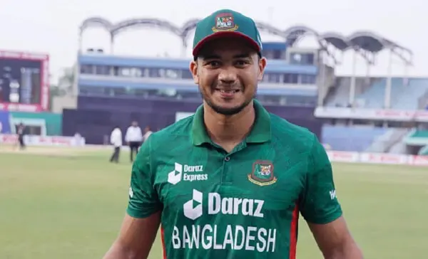 বাংলাদেশি ক্রিকেটার তাসকিন টি-টেন লিগে খেলছেন, হাসিমুখে মাঠে উপস্থিত. Channel i News - চ্যানেল আই নিউজ