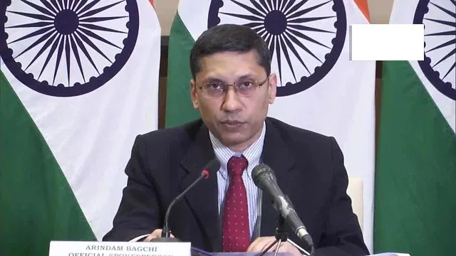 ভারতীয় প্রতিনিধি তত্ত্বাবধায়কের অধীনে নির্বাচন নিয়ে মন্তব্য করছেন. Channel i News - চ্যানেল আই নিউজ