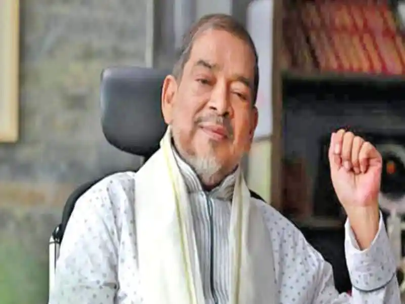 কাজী শাহেদ হাসিমুখে শুভেচ্ছা জানাচ্ছেন, শোক প্রকাশ করছেন. Channel i News - চ্যানেল আই নিউজ