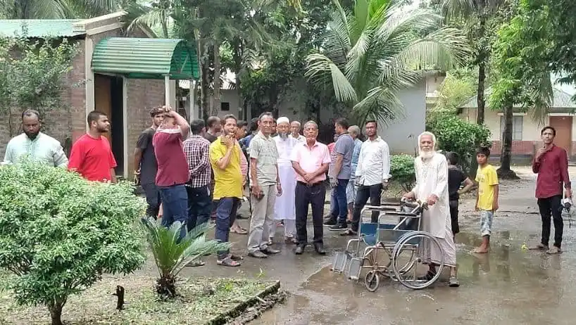 ফেনীতে মরহুম সুলতান মাহমুদের স্মরণে শোকপ্রকাশের জন্য মানুষের সমাবেশ. Channel i News - চ্যানেল আই নিউজ