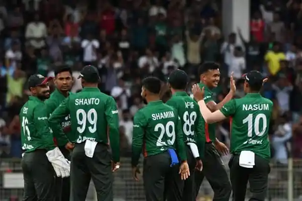 বাংলাদেশ ক্রিকেট দল এশিয়া কাপে জয়ের উদযাপন করছে. Channel i News - চ্যানেল আই নিউজ