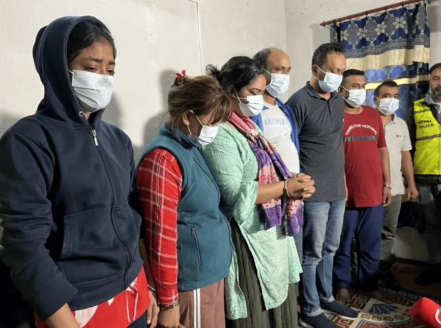 বাংলাদেশি গ্রেপ্তারদের পরিবারের সদস্যরা শোক প্রকাশ করছেন. Channel i News - চ্যানেল আই নিউজ