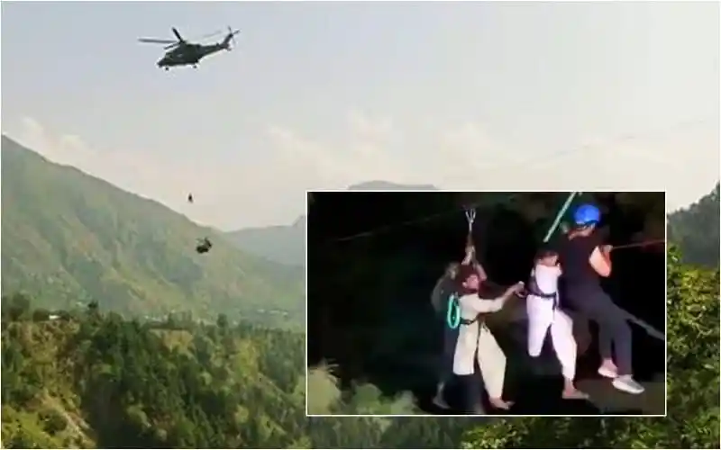 হেলিকপ্টার থেকে শিশুদের উদ্ধার, পাহাড়ের উপরে ক্যাবল কারে আটকা পড়া শিশুদের উদ্ধার কাজ. Channel i News - চ্যানেল আই নিউজ
