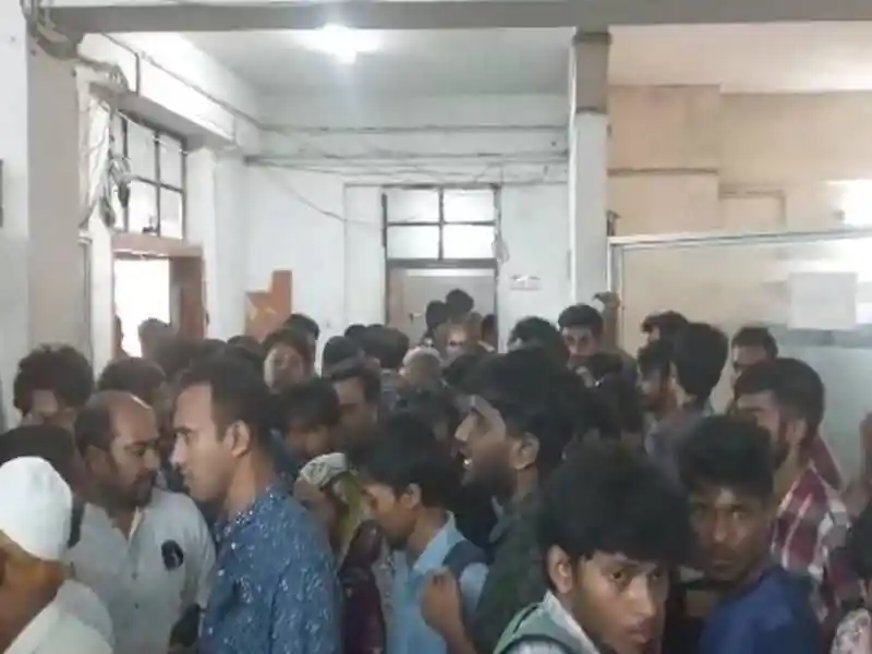 বিশ্ববিদ্যালয় ছাত্রদের ভিড়, পুকুরে ডুবে দুই শিক্ষার্থীর মৃত্যু. Channel i News - চ্যানেল আই নিউজ