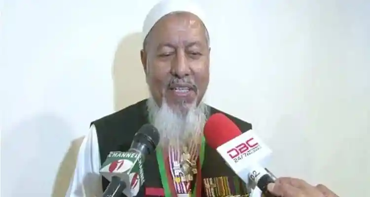 সুলতান মাহমুদ এক সংবাদ সম্মেলনে বক্তব্য দিচ্ছেন. Channel i News - চ্যানেল আই নিউজ