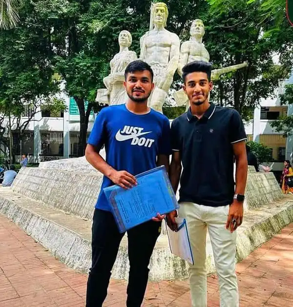 দুটি ফুটবলার ঢাবি ভর্তি পরীক্ষার জন্য প্রস্তুতি নিচ্ছেন. Channel i News - চ্যানেল আই নিউজ
