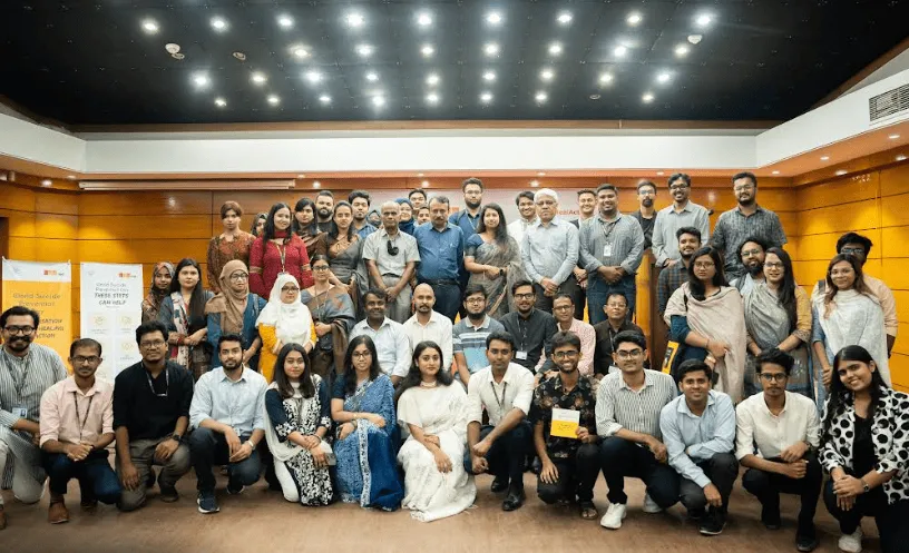 ব্র্যাক ইউনিভার্সিটির সেমিনারে অংশগ্রহণকারী শিক্ষার্থী ও শিক্ষকরা. Channel i News - চ্যানেল আই নিউজ